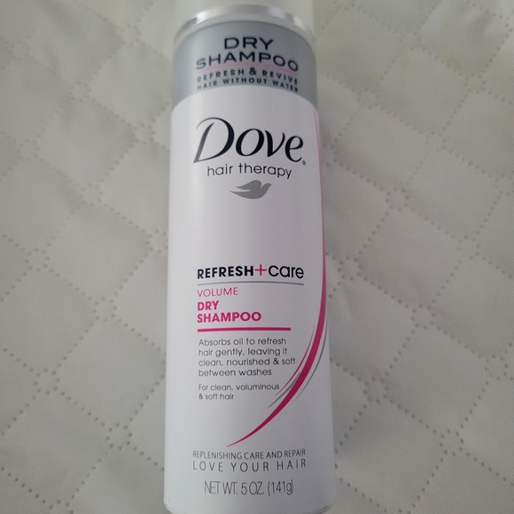 Dove Other - NEW DOVE dry shampoo